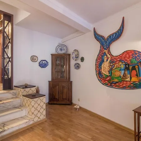 Avenida Da Liberdade אלבופיירה